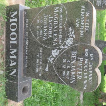 MOOLMAN Pieter Benjamin 1926-1997 &amp; Magdalena Jacoba Johanna 1937-2004