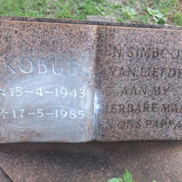 OOSTHUYZEN Kobus 1943-1985