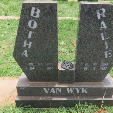 WYK Botha, van 1909-1995 &amp; Ralie 1909-1997