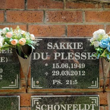 PLESSIS Sakkie, du 1949-2012