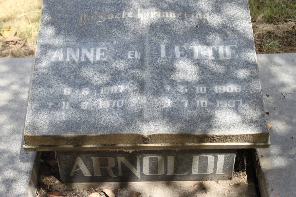 ARNOLDI Anne 1907-1970 :: ARNOLDI Lettie 1906-1987