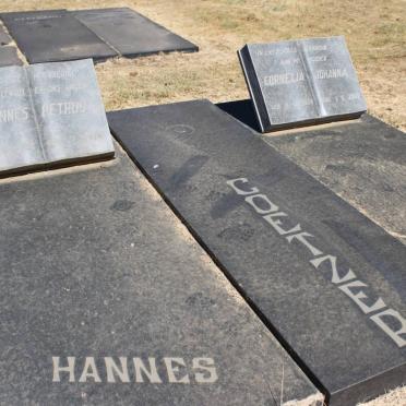 COETZER Johannes Petrus 1922-1975 &amp; Cornelia Johanna 1924-2009     