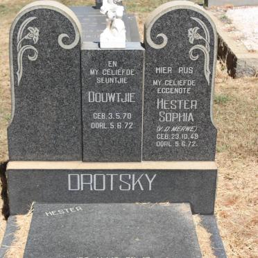 DROTSKY Douwtjie 1970-1972 :: DROTSKY Hester Sophia nee VAN DER MERWE 1949-1972