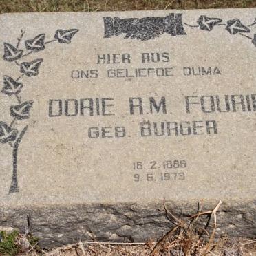FOURIE Dorie R.M. nee BURGER 1888-1973