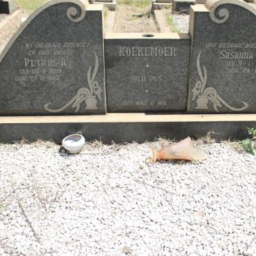 KOEKEMOER Petrus A. 1899-1983 &amp; Susanna E. 1894-19??