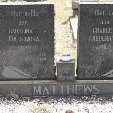 MATTHEWS Charles Frederick James 1927-1969 &amp; Carolina Frederieka 1925-1966