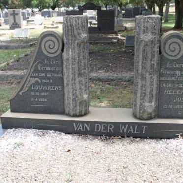 WALT Louwrens, van der 1897-1968 &amp; Helena Josina VAN HEERDEN 1909-1966