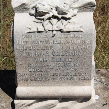 AARDE Hermina Christina, van 1944-1945