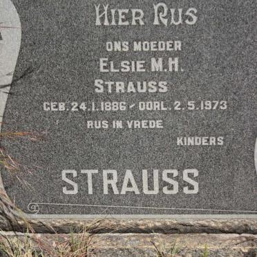 STRAUSS Elsie M.H. 1886-1973