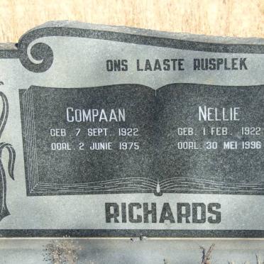 RICHARDS Compaan 1922-1975 &amp; Nellie 1922-1996