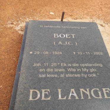 LANGE A.J.C., de 1924-2002
