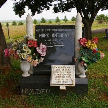 HOLDER Mark Anthony 1970-2001