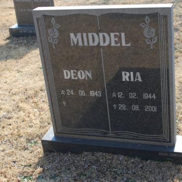 MIDDEL Deon 1943- &amp; Ria 1944-2001