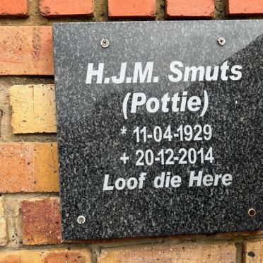 SMUTS H.J.M. 1929-2014