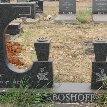 BOSHOFF Hendrik Petrus 1913-1987 &amp; Martha Margaret Elizabeth 1912-2001