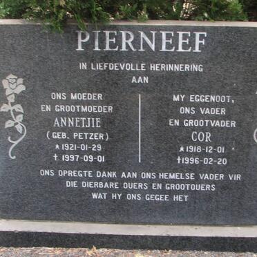 PIERNEEF Cor 1918-1996 &amp; Annetjie PETZER 1921-1997