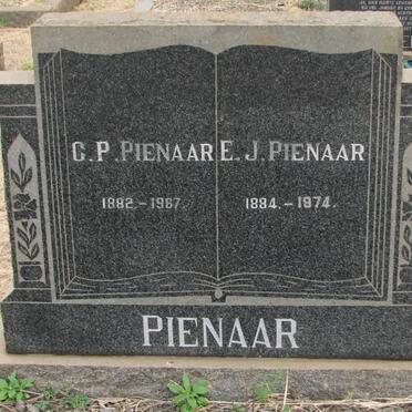 PIENAAR C.P. 1882-1967 &amp; E.J. 1884-1974