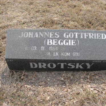 D - Vanne :: Surnames - D