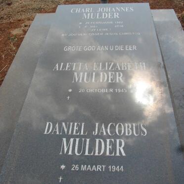 MULDER Daniël Jacobus 1944- &amp; Aletta Elizabeth 1945- :: MULDER Charl Johannes 1982-2010
