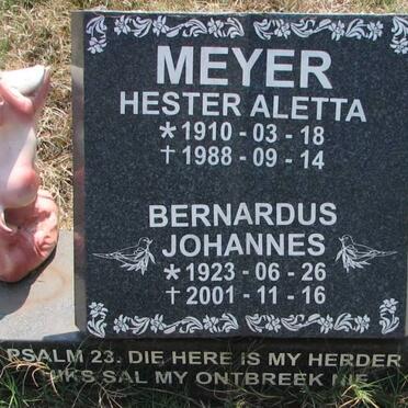 MEYER Bernardus Johannes 1923-2001 &amp; Hester Aletta 1910-1988