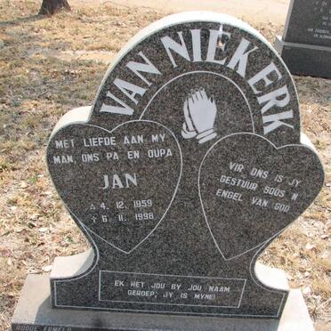 N - Vanne :: Surnames - N