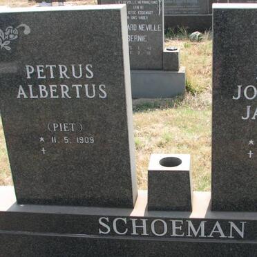 SCHOEMAN Petrus Albertus 1909- &amp; Elsie Johanna Jacoba 1927-1988