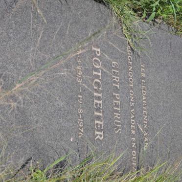 Mpumalanga, MIDDELBURG district, Pullens Hope, Driepan 156, farm cemetery_2