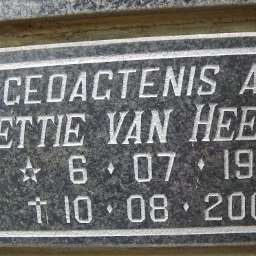 HEERDEN Bettie, van 1912-2003