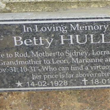 HULLEY Betty 1928-2012