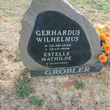 GROBLER Gerhardus Wilhelmus 1942-1998 &amp; Estelle Mathilde 1950-