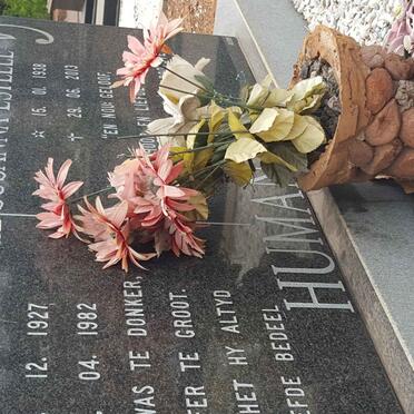 HUMAN Johannes Jurie 1927-1982 &amp; Susanna Estelle 1938-2013 #2