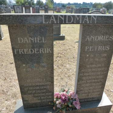 LANDMAN Andries Petrus 1956-2015 :: LANDMAN Daniel Frederik 1980-2004