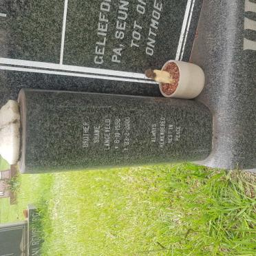 LANGEVELD Shane 1962–2000