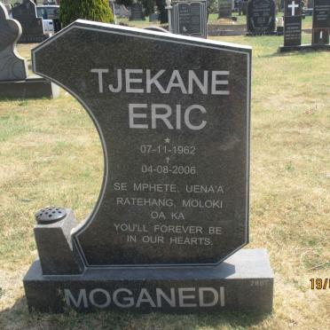 MOGANEDI Tjekane Eric 1962-2006