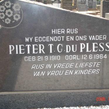 PLESSIS Pieter T.C., du 1910–1974 & Irene nee KRZYWICKA 1915–1990 #2