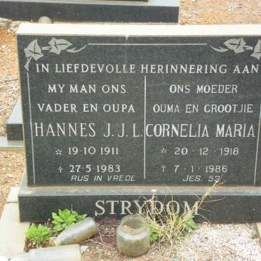 STRYDOM Hannes J.J.L. 1911-1983 &amp; Cornelia Maria 1918-1986