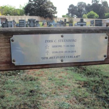STEENBERG Dirk C. 1943-2015