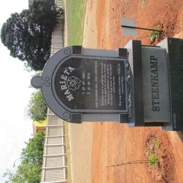STEENKAMP Marieta 1931-2018