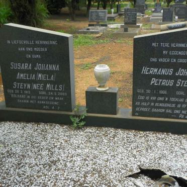 STEYN Hermanus Johannes Petrus 1906-1976 &amp; Susara Johanna Amelia MILLS 1913-2003