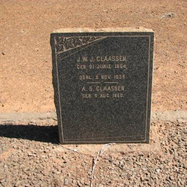 CLAASSEN J.W.J. 1864-1939 &amp; A.S. 1860-