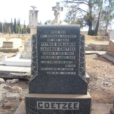 COETZEE Petrus Benjamin Jacobus 1884-1940 & Susanna Louisa Catharina nee DE KLERK 1887-1950 #1