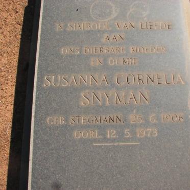 SNYMAN Susanna Cornelia nee STEGMANN 1906-1973