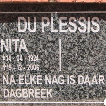 Mpumalanga, NELSPRUIT / MBOMBELA, NG Kerk, Westergloed, Muur van Herinnering