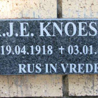 KNOESEN A.J.E. 1918-1998