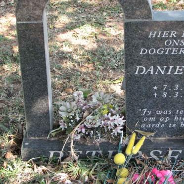 PETERSEN Danielle 1998-1998