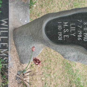 WILLEMSE Willem M.C. 1910-1986 &amp; Lily M.S.E. 1931-