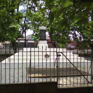 Mpumalanga, PIET RETIEF, NG Kerk, Piet Retief monument en gedenkmuur