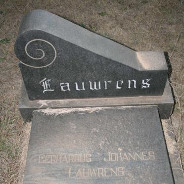 L - Vanne :: Surnames - L