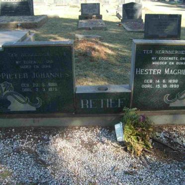 RETIEF Pieter Johannes 1888-1975 &amp; Hester Magrietha 1898-1990