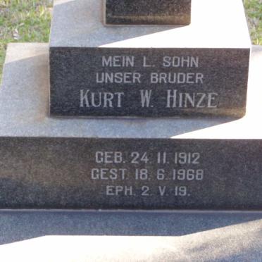 HINZE Kurt W. 1912-1968